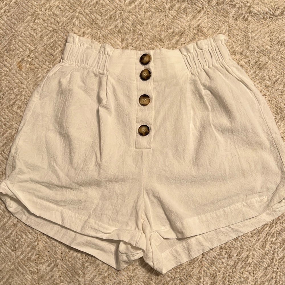 woven beachy shorts with buttons